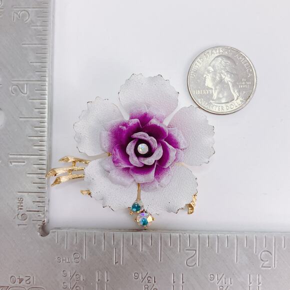 Vintage Mid Century Purple Lucite Enamel Orchid Flower Brooch AB Rhinestones - Picture 11 of 11